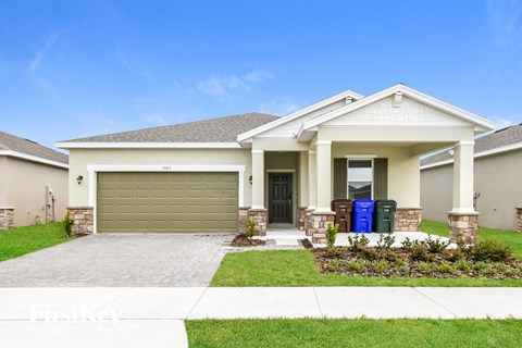 1585 Isleta Loop 3 Beds Apartment for Rent
