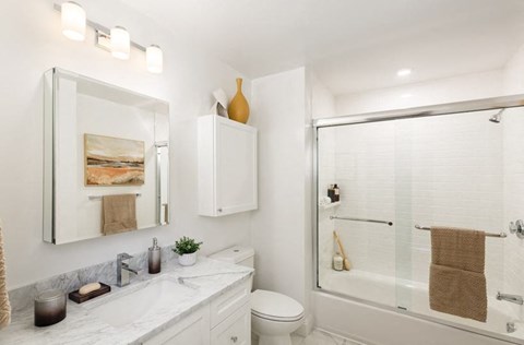 The Franklin at Hancock Village - bathroom