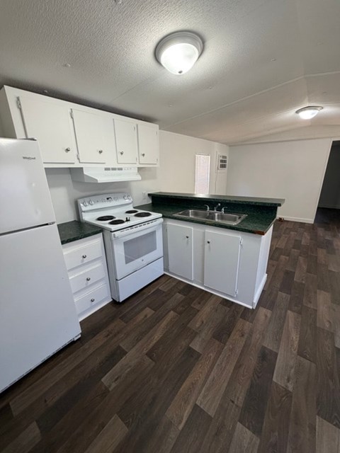 2040 Siesta Lane 2 Beds Apartment for Rent