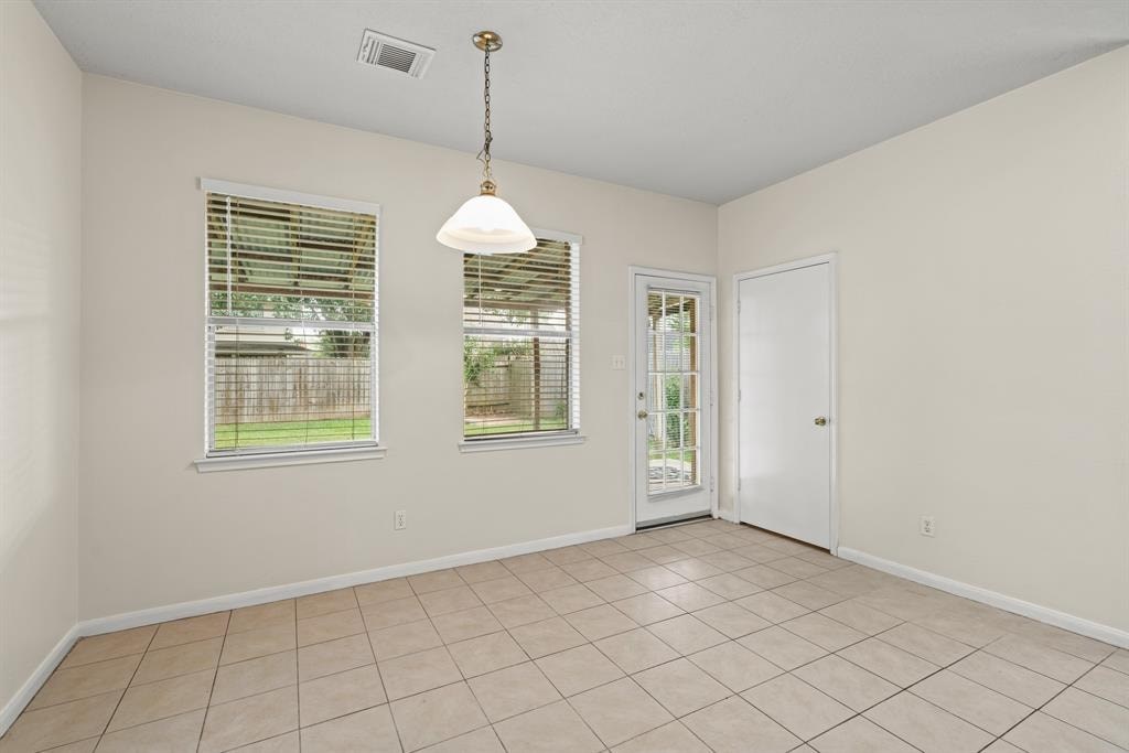 15810 Mission View Court 4 Beds House for Rent - Photo Gallery 25