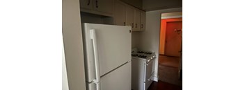 2 Bedrooms, 1 Bathroom