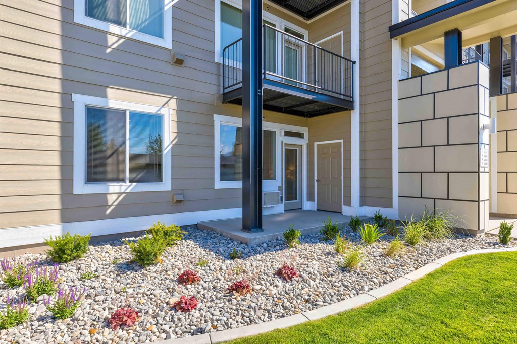 River's Edge Apartments