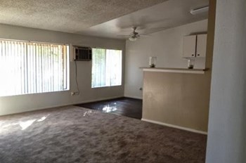 5829 Montgomery St. 1-4 Beds Apartment for Rent - Photo Gallery 5