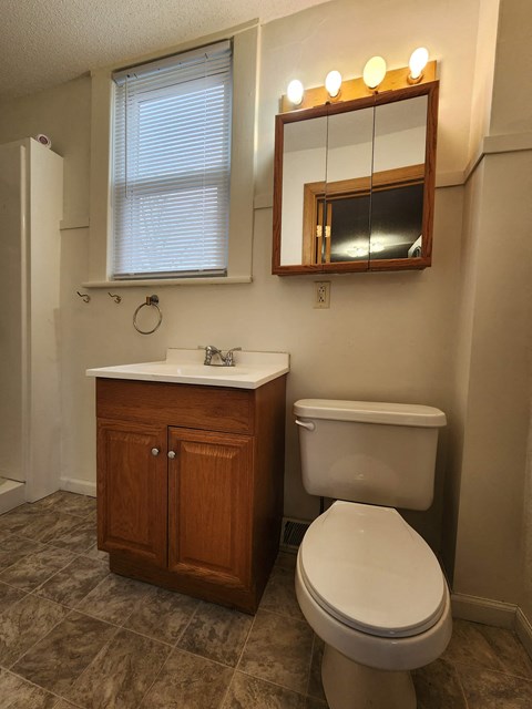 615 N Jameson Ave 1-2 Beds Apartment for Rent - Photo Gallery 10