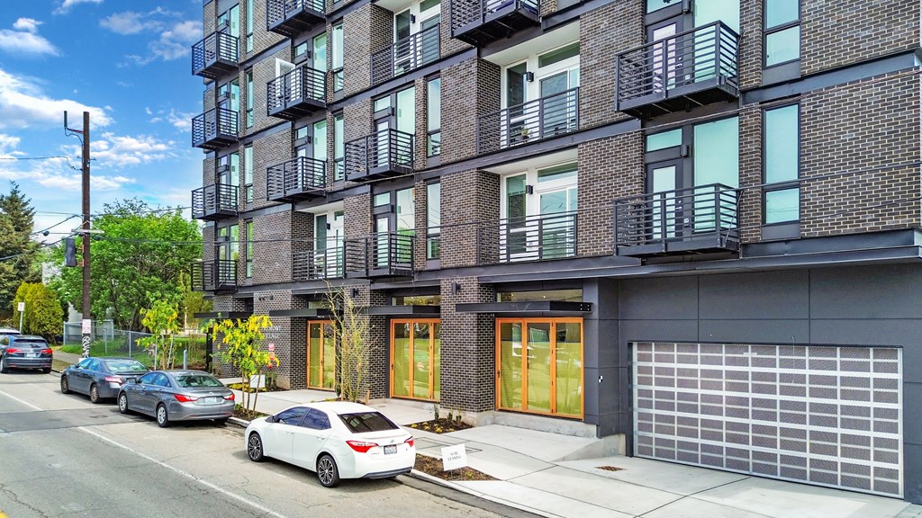 the building in which the apartment is located