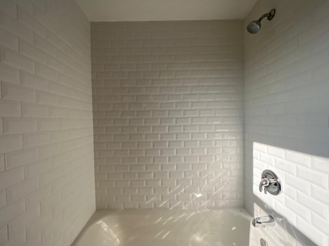 20 Pearl St 4 Beds Apartment for Rent