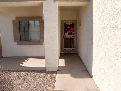 17057 W Weymouth Rd 4 Beds Apartment for Rent