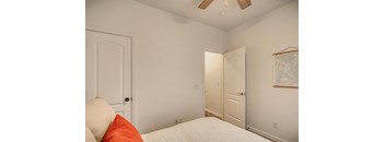 3/2 1322 sqft