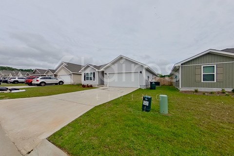 123 Swallowtail Ln 4 Beds Apartment for Rent