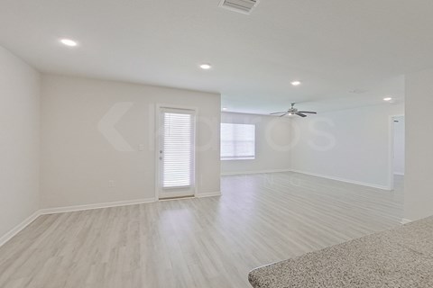 127 Swallowtail Ln 4 Beds Apartment for Rent