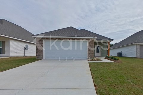 8009 Hendrick Dr 3 Beds Apartment for Rent