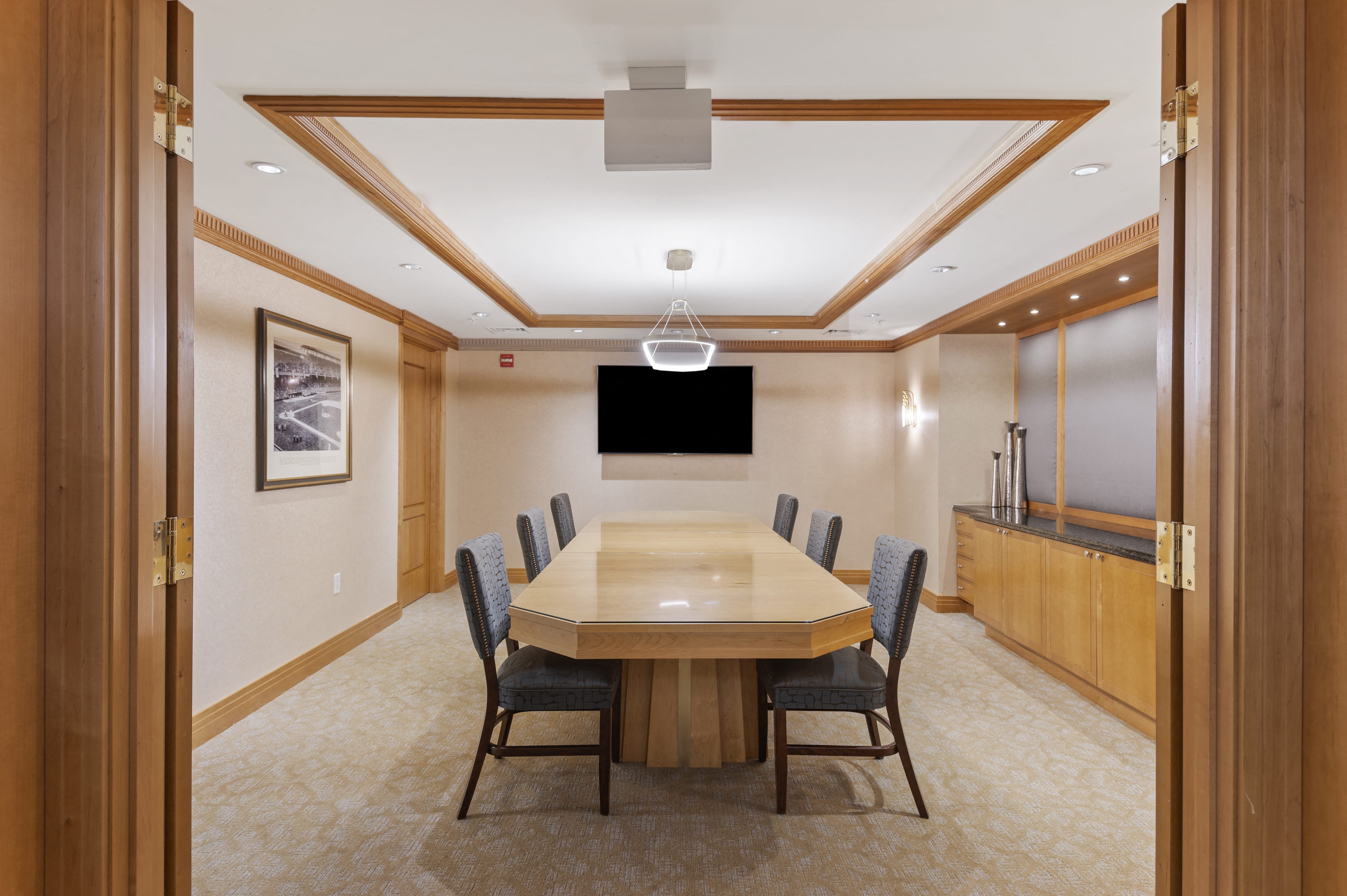 KW South Wing Lounge Conference Room