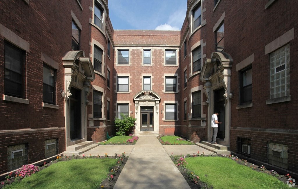 542731 S. Harper Rentals Chicago, IL RentCafe