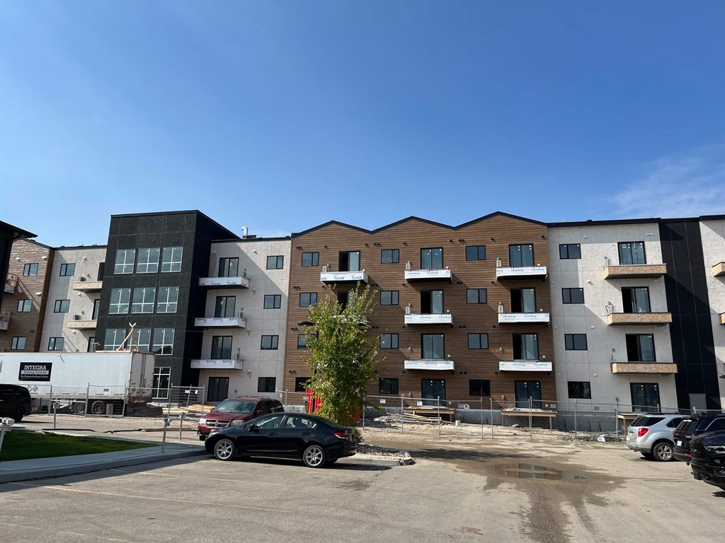 225 Peguis Apartments, 225 Peguis Street, Winnipeg, MB RentCafe