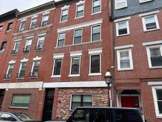 95 Endicott Street 3-4 Beds Apartment for Rent