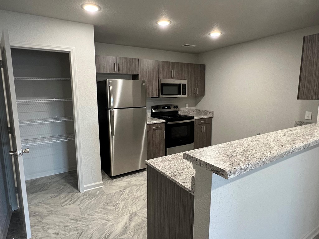 Glen Rock Hill Apartments