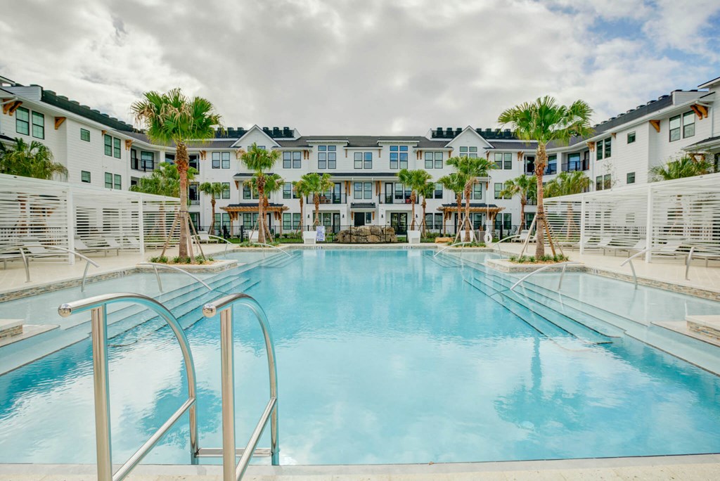 the swimming pool at the resort on longboat key