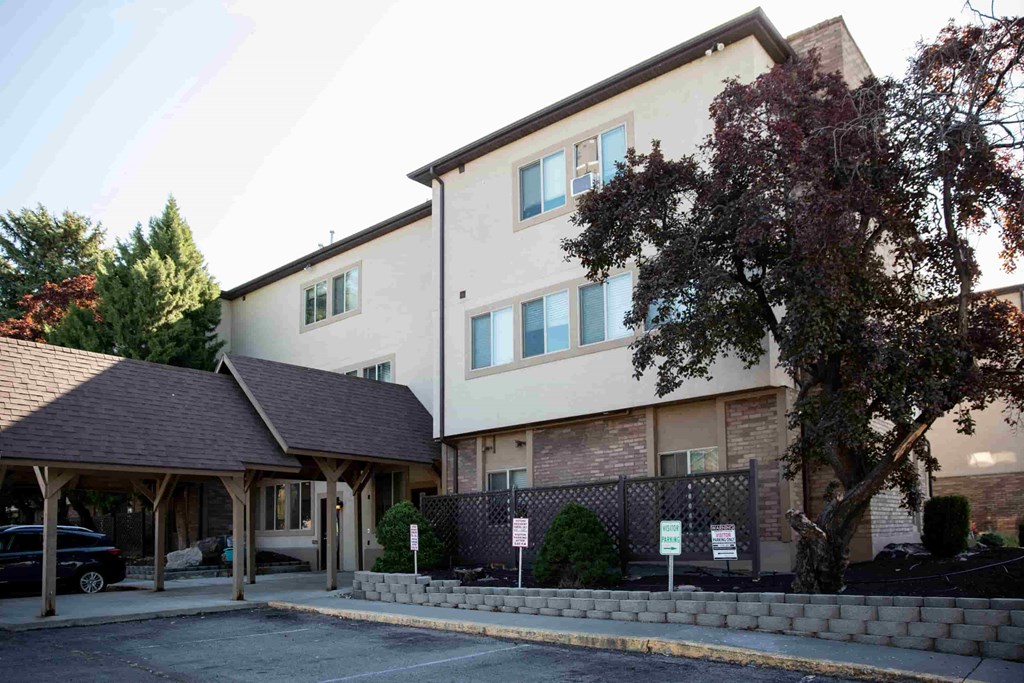 the building where the hotel is located is shown