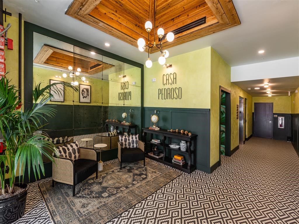 the lobby or reception area of east horizon hotel