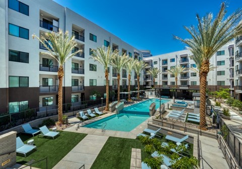 MAA Central Ave Resort Style Pool