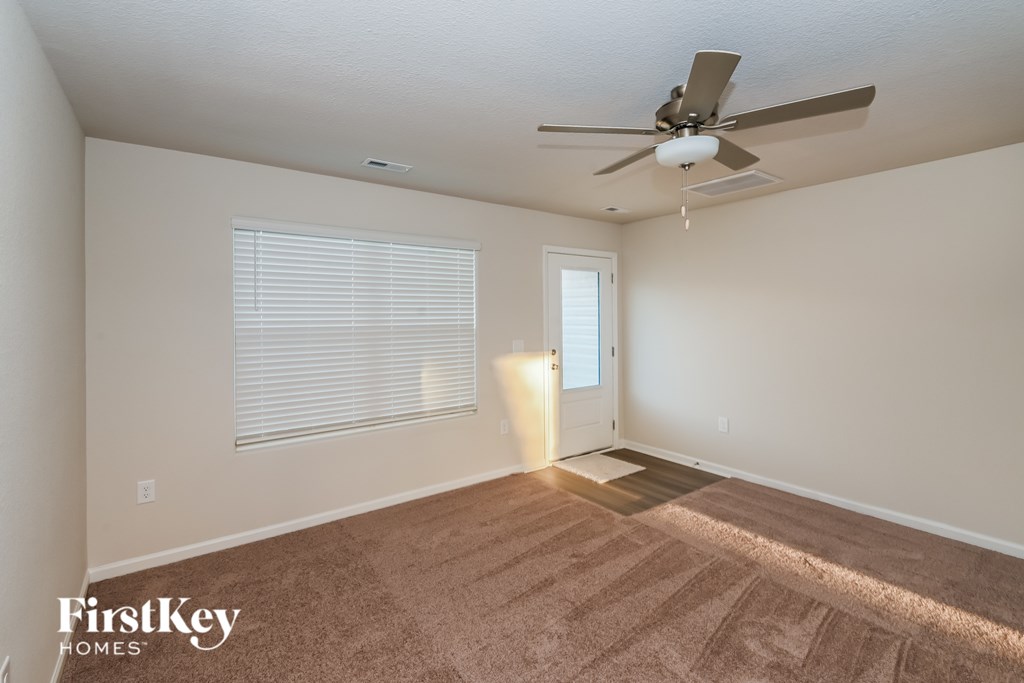 5024 Wolfridge Avenue 3 Beds House for Rent - Photo Gallery 3