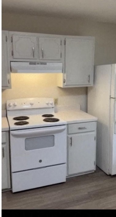 Natchez Trace Village