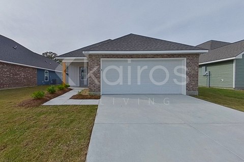 8040 Hendrick Dr 3 Beds Apartment for Rent
