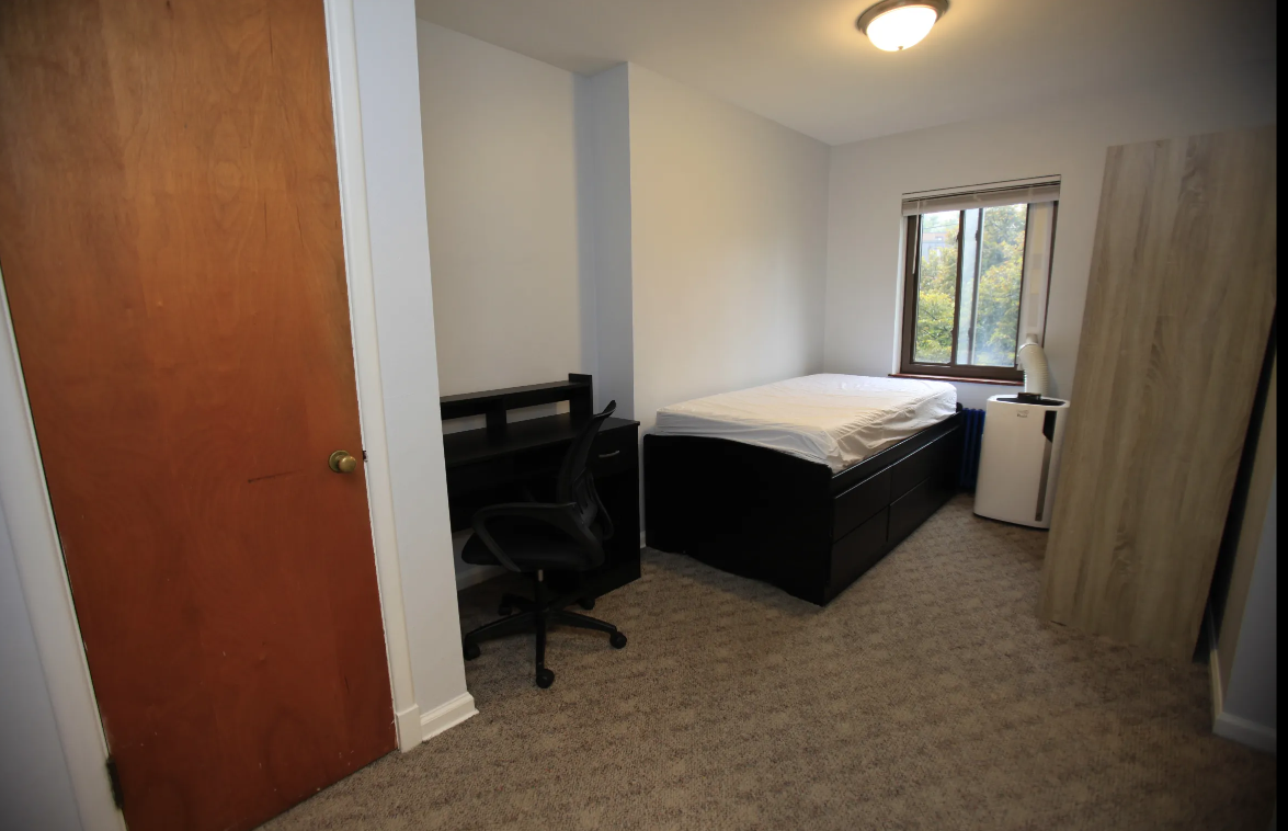 413-3 bedroom
