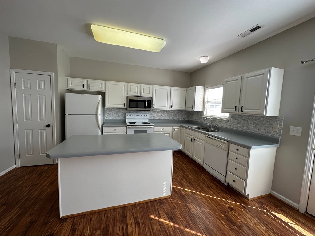 310 Moonstone Drive 2 Beds House for Rent - Photo Gallery 21