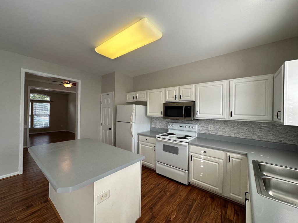 310 Moonstone Drive 2 Beds House for Rent - Photo Gallery 24