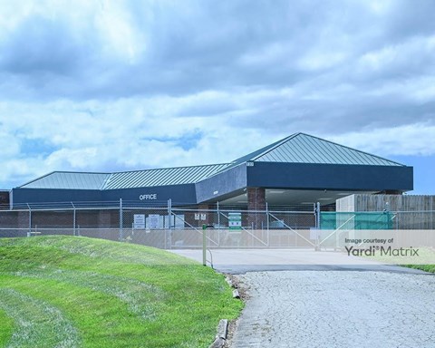 Storage Units for Rent available at 135 Sugarloaf Road, Hendersonville, NC 28792