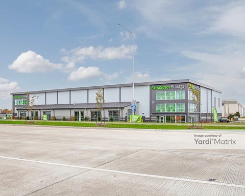 Storage Units for Rent available at 1200 South Weber Road, Bolingbrook, IL 60490