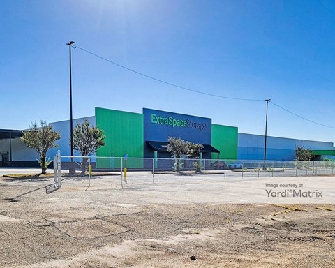 Storage Units for Rent available at 4704 Robinson Road, Jackson, MS 39204