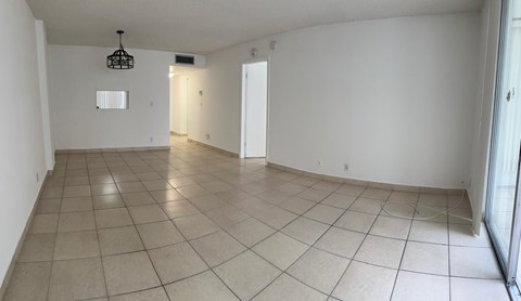 Cypress Chase Apartments 1-2 Beds Apartment for Rent