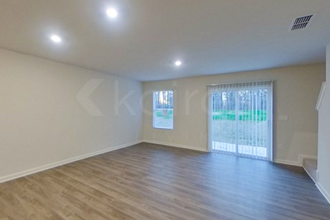 320 Ironwood Ct 3 Beds Apartment for Rent