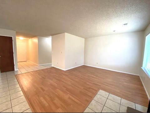 2911 Winners Cir. 3 Beds Apartment for Rent