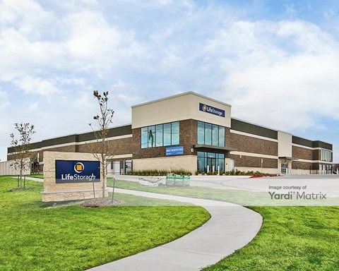 Storage Units for Rent available at 501 South Ferguson Pkwy, Anna, TX 75409