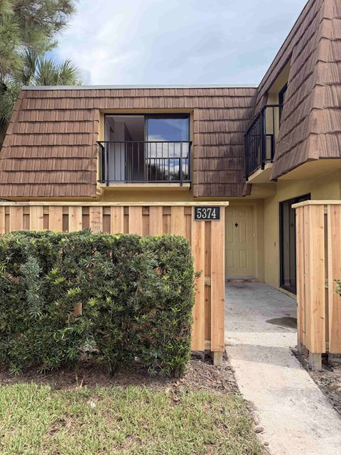 Middlebrook Pines Condominiums 2 Beds Apartment for Rent