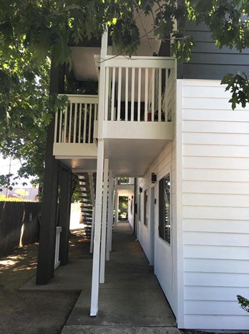 LIV 1621 Property Exterior Liv 1621 Sacramento Apartments - Photo Gallery 5