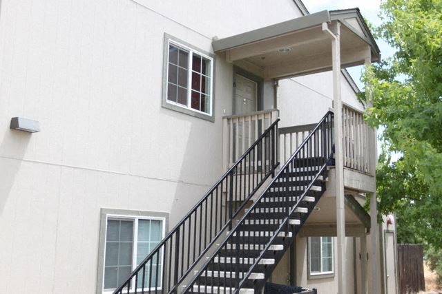 Gold Oaks Apartments Exterior Gold Oaks Apartments Exterior