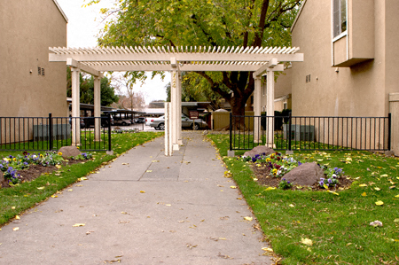 Woodland Oaks is a similar property to Plaza Del Monte Apartments located in Woodland