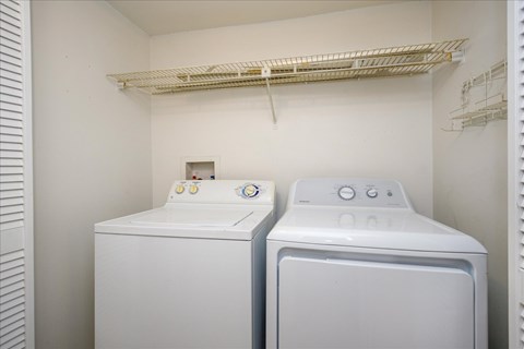 5013 Vineland Road 2 Beds Apartment for Rent