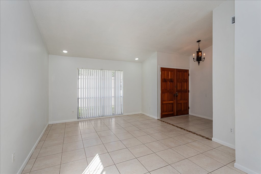 6316 Cheryl Street 4 Beds House for Rent - Photo Gallery 7