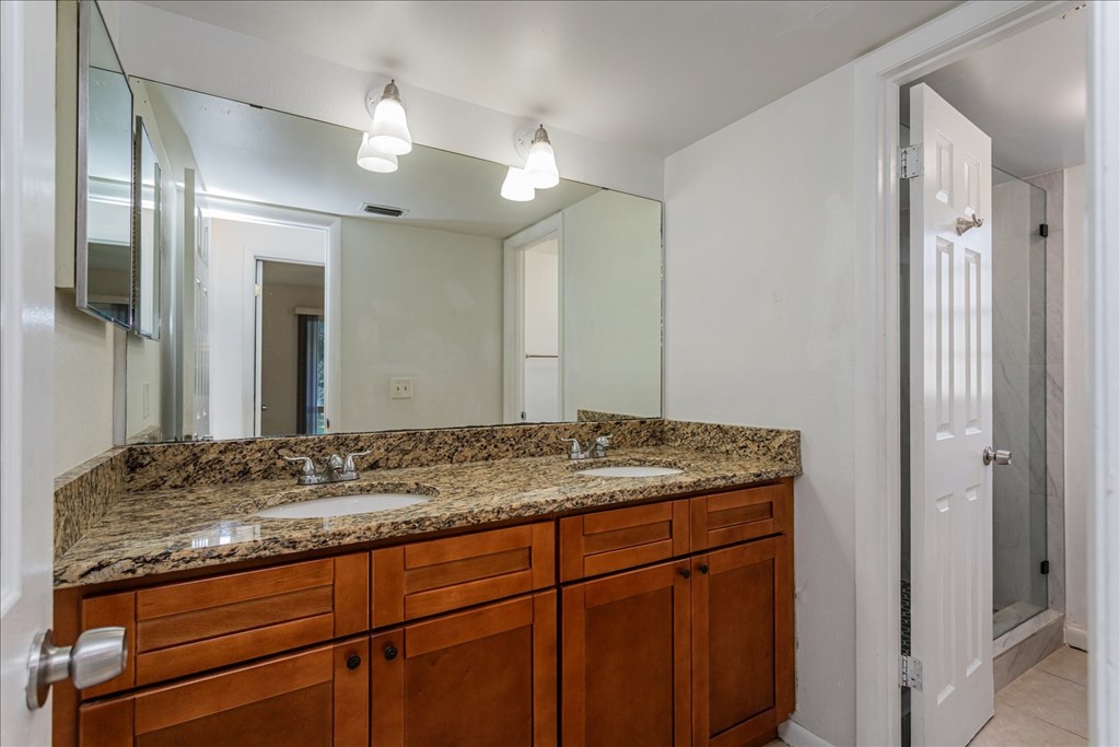 6316 Cheryl Street 4 Beds House for Rent - Photo Gallery 12