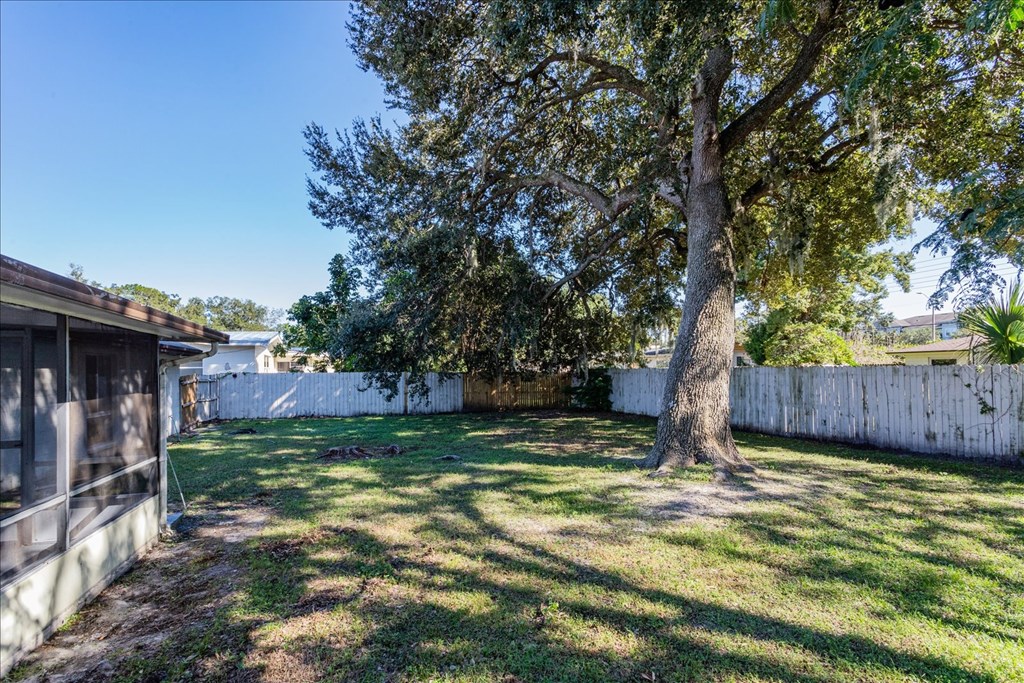 6316 Cheryl Street 4 Beds House for Rent - Photo Gallery 15