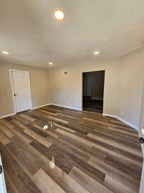 9852 Lorna Lane 4 Beds Apartment for Rent