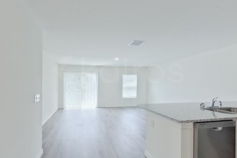 8516 101St Ave 3 Beds Apartment for Rent