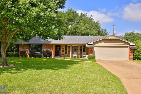 2132 Sylvan Dr 3 Beds Apartment for Rent
