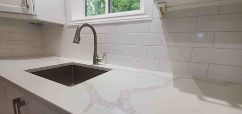 1 Mary Street 3 Beds Apartment for Rent