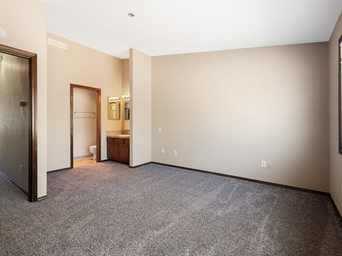 ST JAMES CONDOMINIUMS